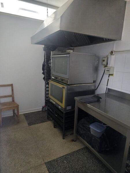 Vand utilaje patiserie/cofetarie sau Inchiriere cofetarie la cheie!